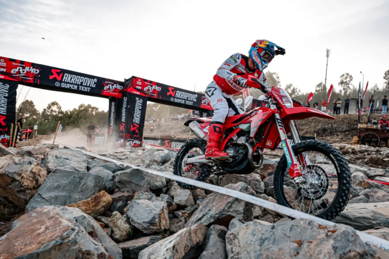 expoarch faltbar bei der EnduroGP in Darfo Boario Terme Italien